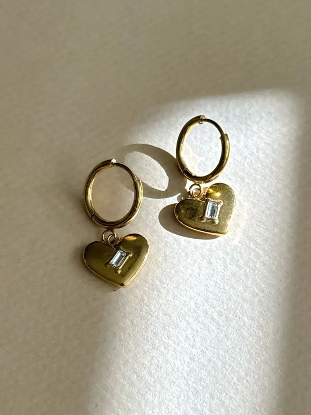 Heart Hoop Earrings M1888